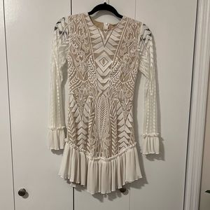 Boutique Boho Long Sleeve White/Nude Dress
